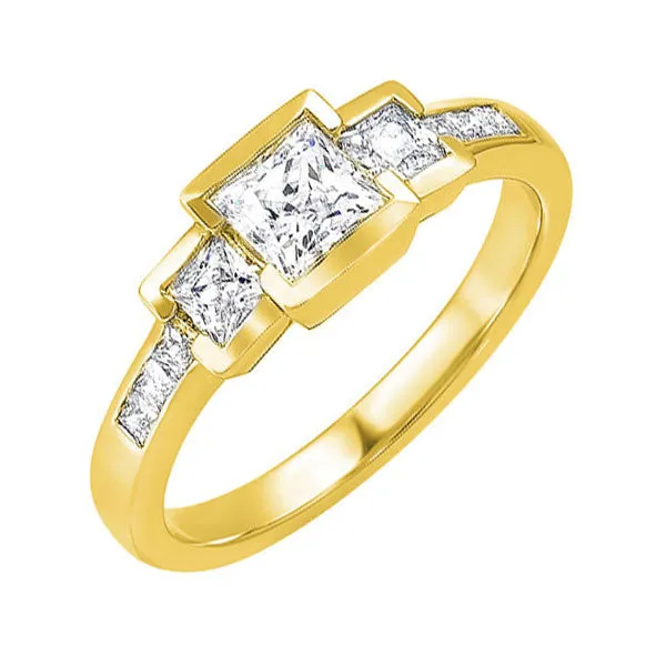 14KT Yellow Gold Sparkle Fashion Ring - 1/2 ctw