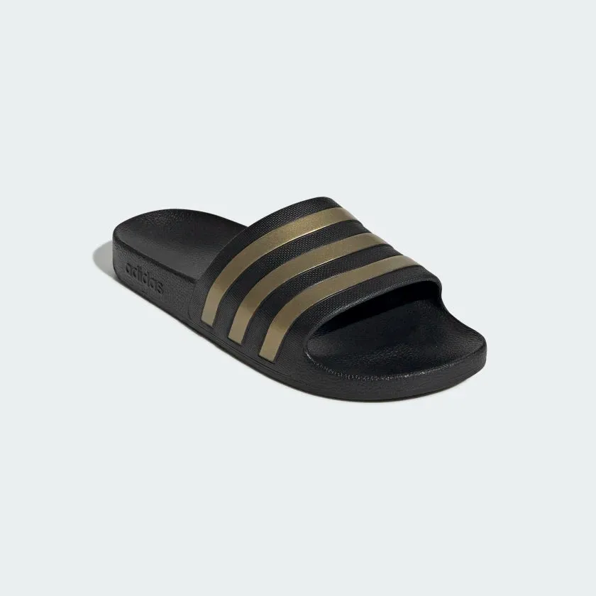 Adilette Aqua Slides