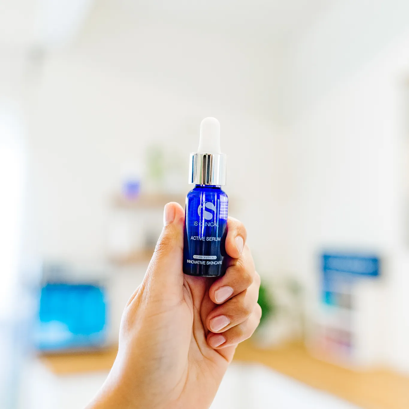 iS Clinical Active Serum