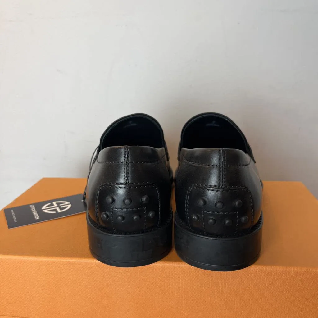 NWB TOD'S PENNY LOAFERS (RETAIL - 8