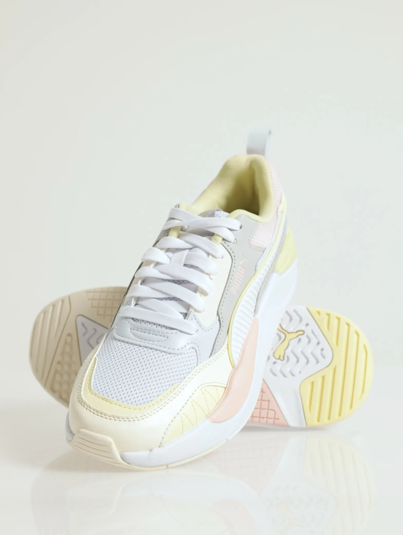 X-Ray 2 Square Lace-Up Sneaker - White